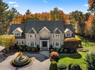 85 Colts Xing, Canton, MA 02021