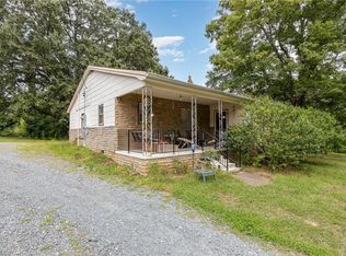 8835 Broad St, Rural Hall, NC 27045