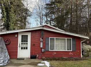 2976 Howenstine Dr SE, East Sparta, OH 44626