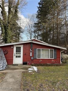 2976 Howenstine Dr SE, East Sparta, OH, 44626