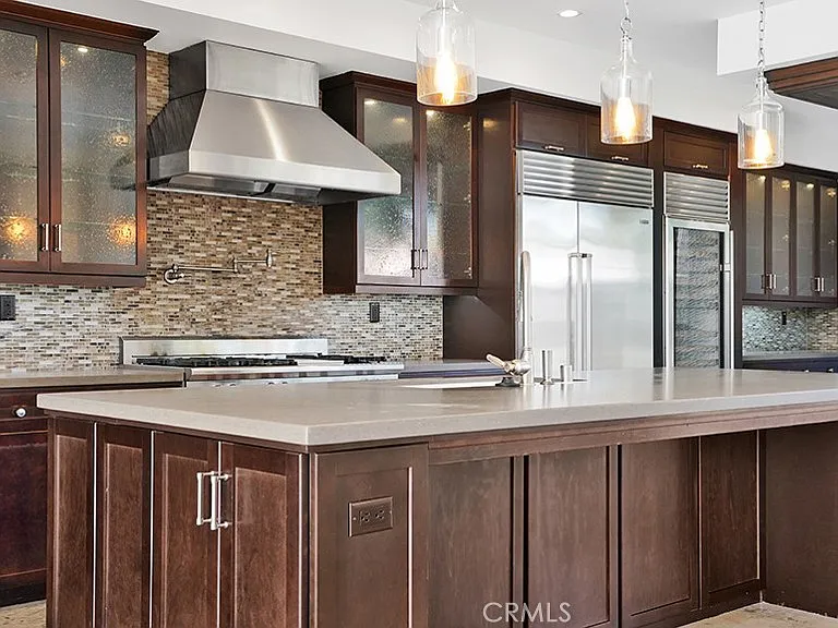 243 Poppy Ave — Photo 12