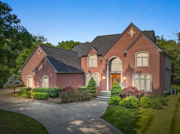 2330 Klingensmith Rd, Bloomfield Hills, MI 48302