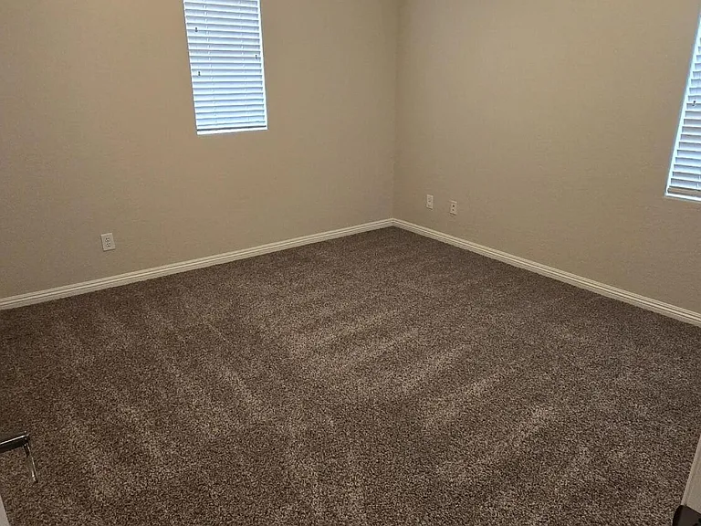 7318 N Kirsten Ave — Photo 36