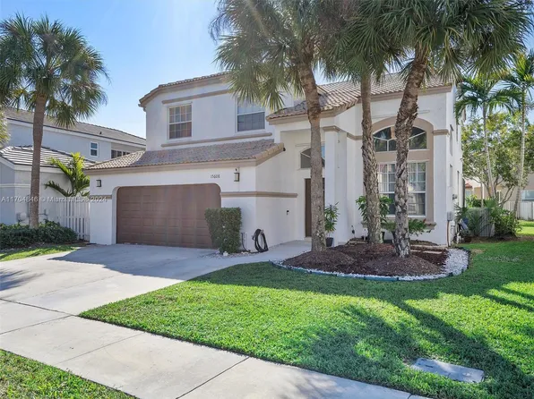 15608 NW 5th St, Pembroke Pines, FL 33028