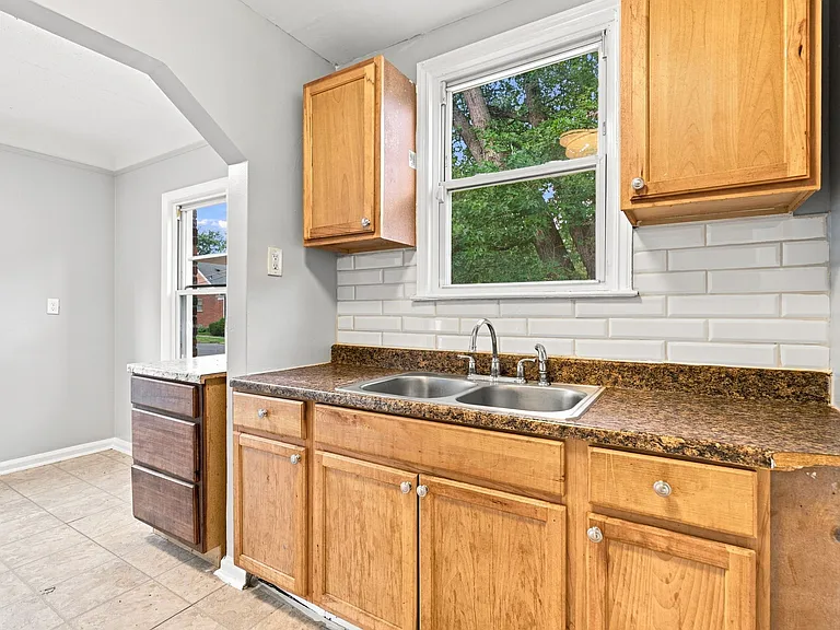 11034 Craft St — Photo 12