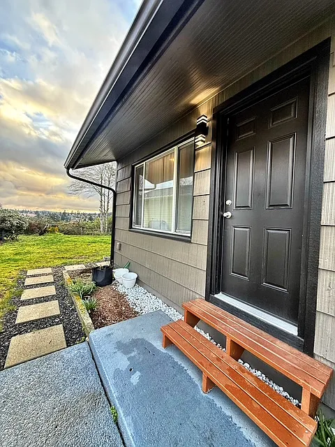 513 Juniper Street - 1 — Photo 2