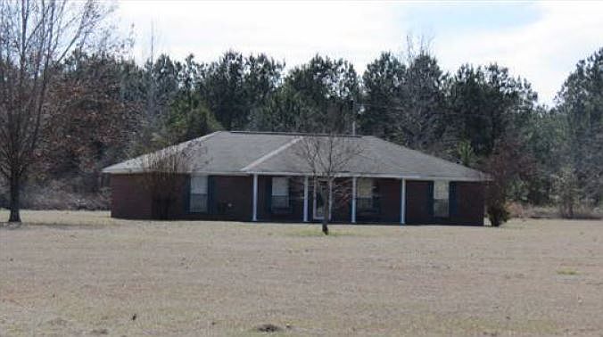 1st image of 65 Laurie Ln