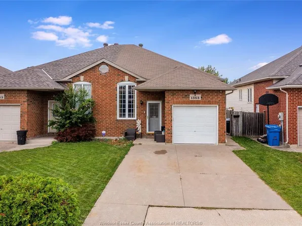 1565 Heatherglen Dr, Tecumseh, ON N8N 5B5