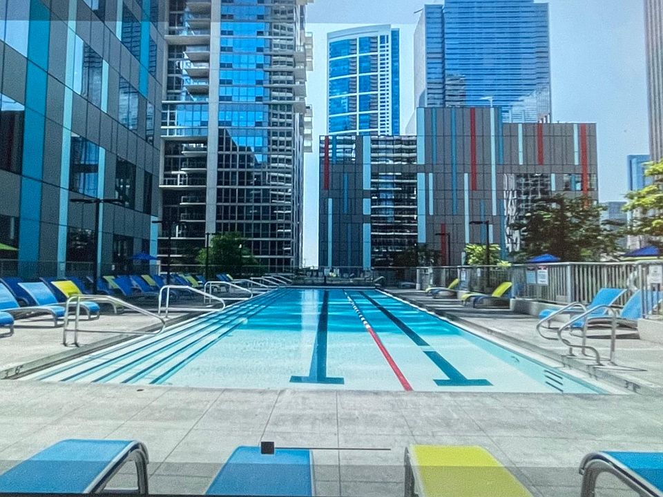 1st image of 349 E Wacker Dr #1810