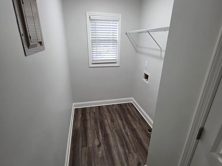 609 N Main St #609 — Photo 17