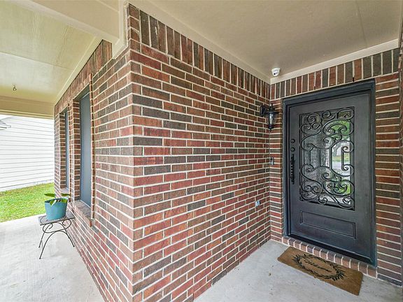 5th image of 2102 Pickwick Pines Dr