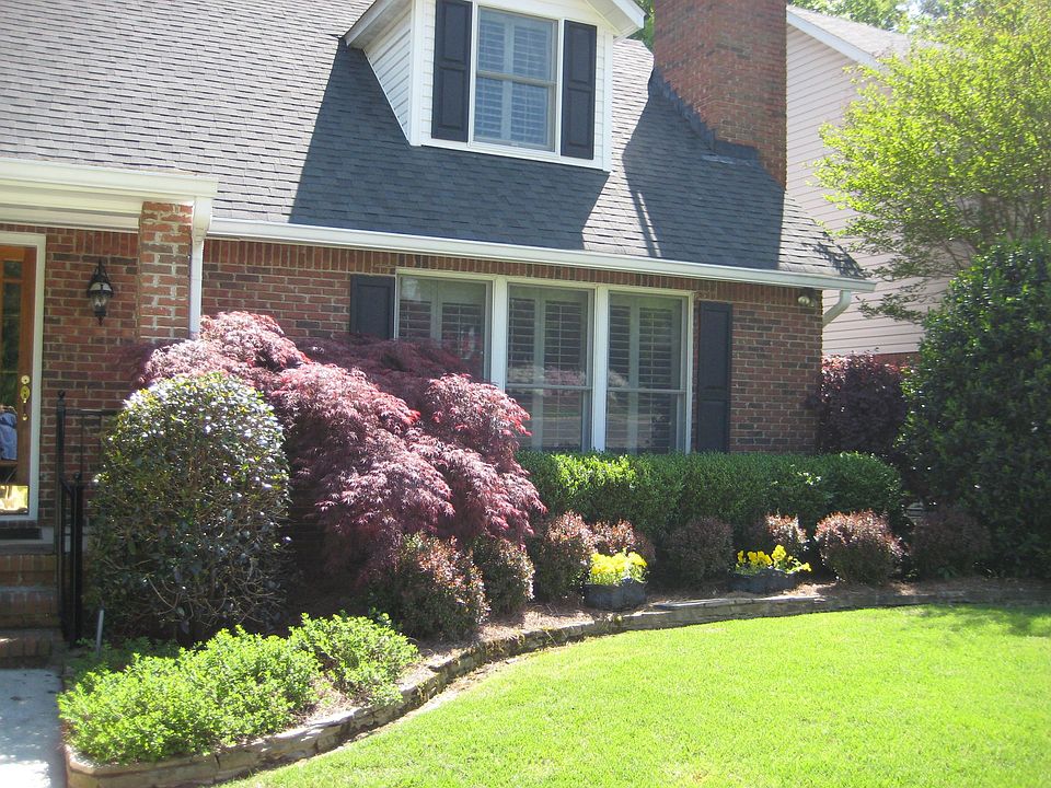 Four side brick