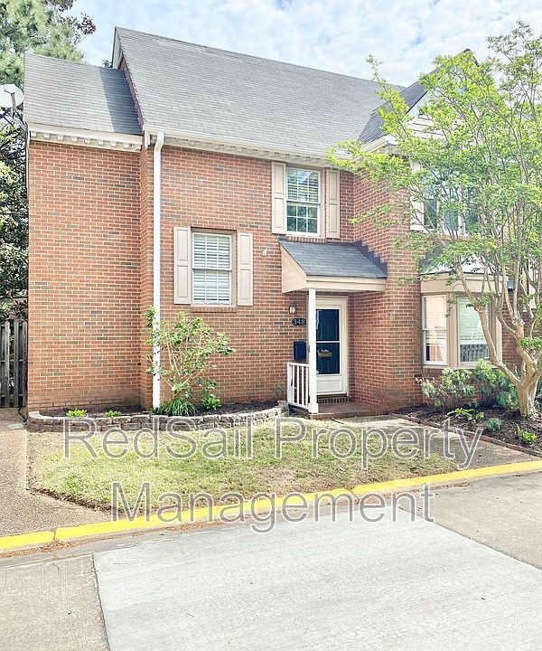1st image of 348 Llewellyn Mews