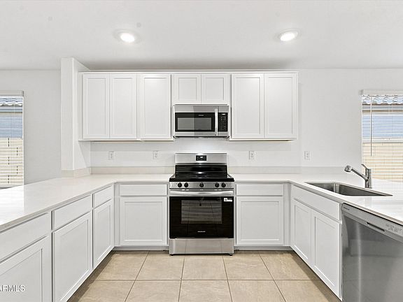 5th image of 17601 N Del Mar Avenue