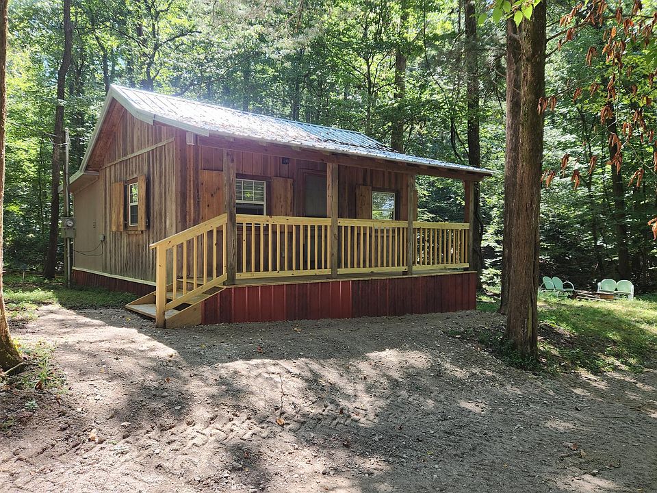porch and barbecue area on the right