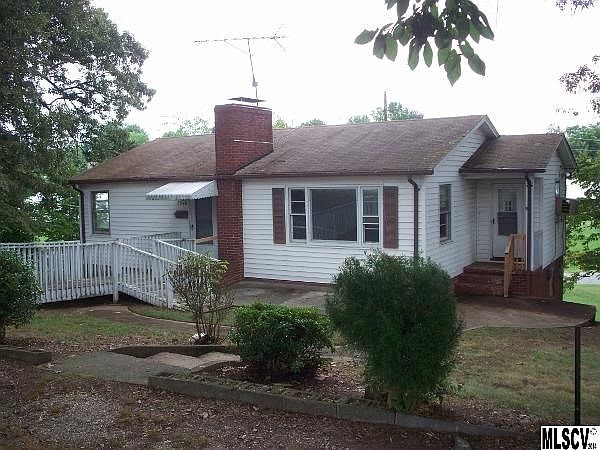 1st image of 2940 2nd Avenue Pl SW
