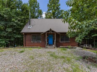 395 Green Point Ln, Boomer, NC 28606