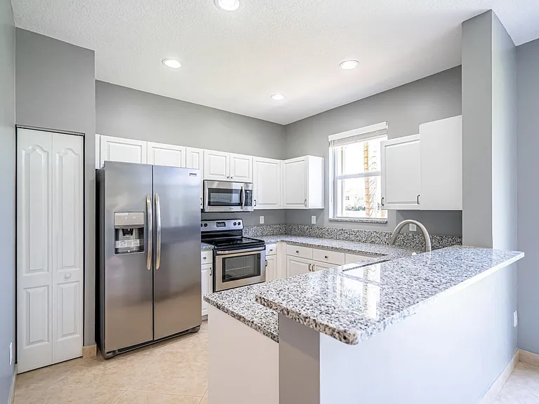 460 Rainbow Springs Ter — Photo 10