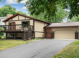 17934 Weaver Lake Dr, Maple Grove, MN 55311