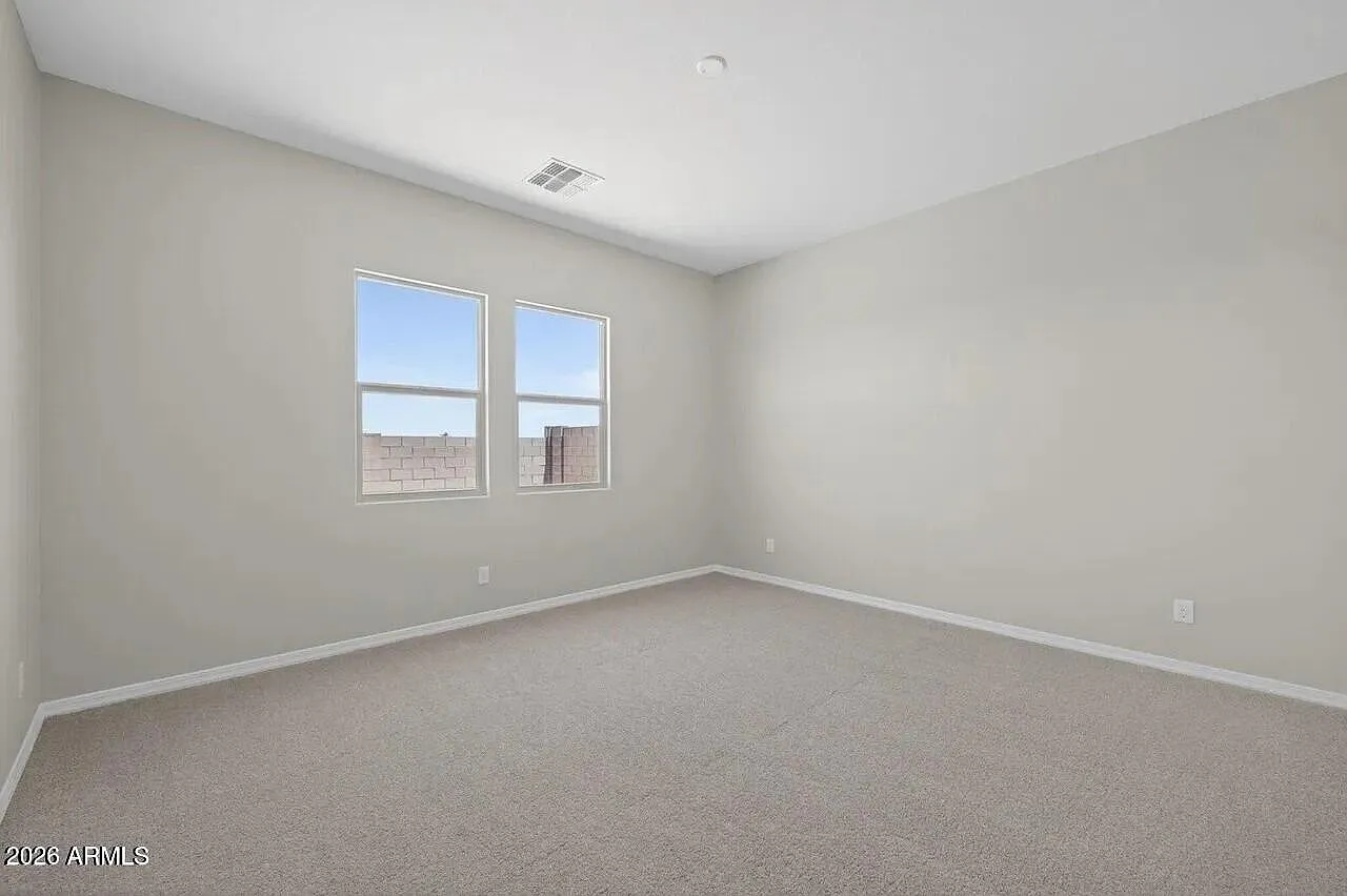 4 bed, 2.0 bath, 1795 sqft, $2,800 — Photo 4