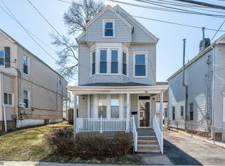226 Snyder St, Orange, NJ 07050