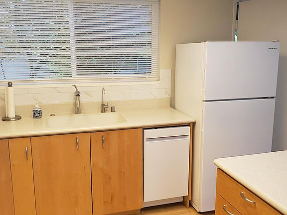 5th image of 1440 Woodgrove Sq