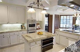 5th image of 4239 Arrowhead Cir