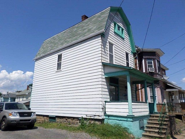 2nd image of 222 Fairfield Ave