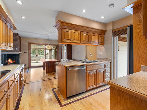4th image of 5205 W 105th Pl