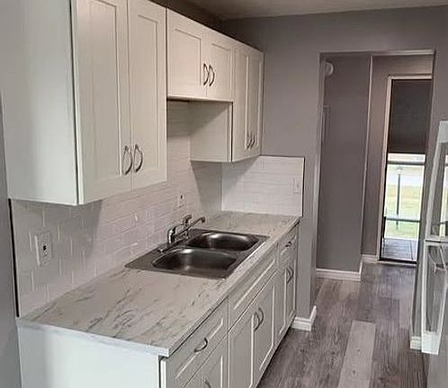 2nd image of 4428 Glendale Dr APT 1