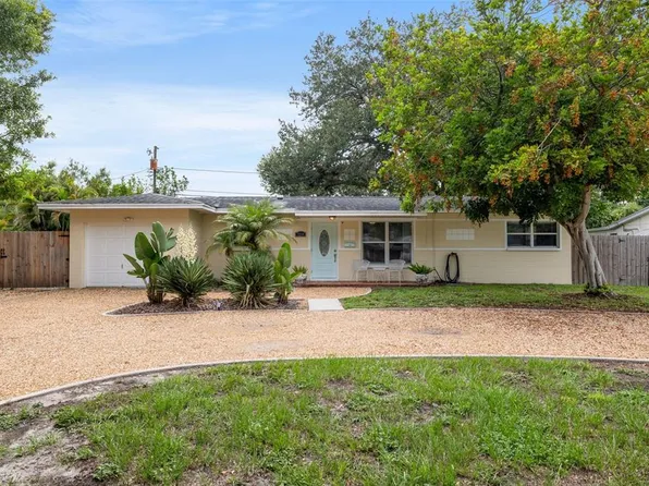 7290 17th St N, Saint Petersburg, FL 33702