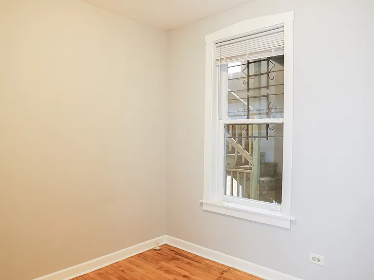 5039 N Clark St #2W — Photo 10