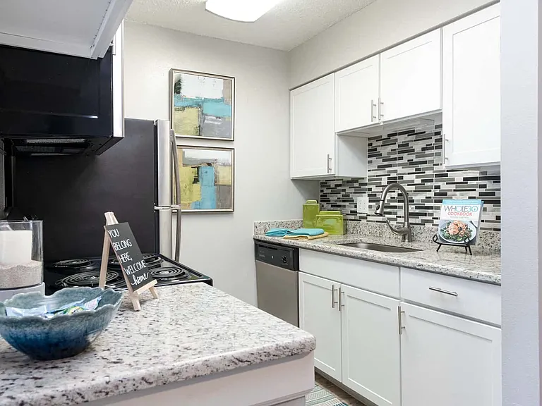 Aspen floor plan kitchen 2x2 950 sq ft