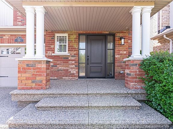 5th image of 59 Fiddlehead Cres