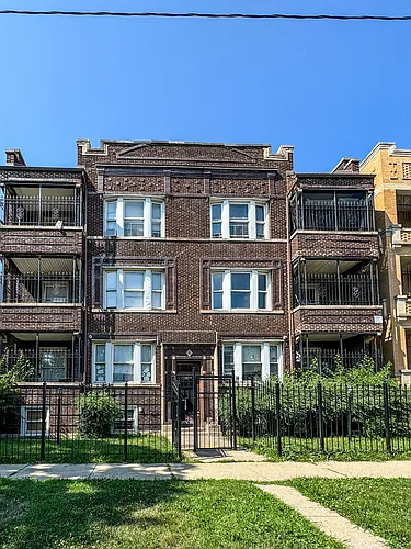 1444 E 67th Pl #1W Photo 1