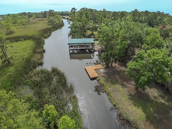 5th image of 141 Melanie Ln