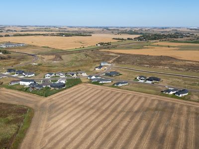 19 Dortoka Ave, Hartford, SD, 57033
