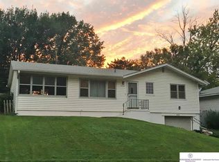 6726 S 82nd St, Ralston, NE 68127