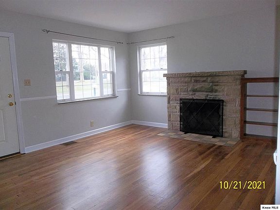 5th image of 813 E High St