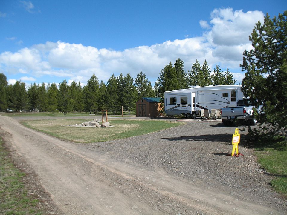 2nd image of 3758 Willow Dr