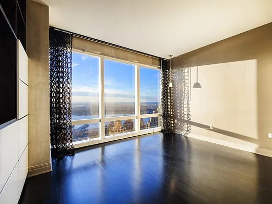 Rented by Sotheby's International Realty | media 12