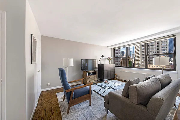 Sold by Compass | media 2