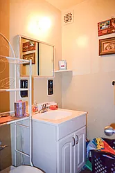 Sold by Winzone Realty Inc