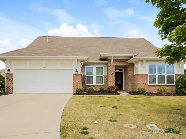 1326 Aurora Ct, Denver, NC 28037