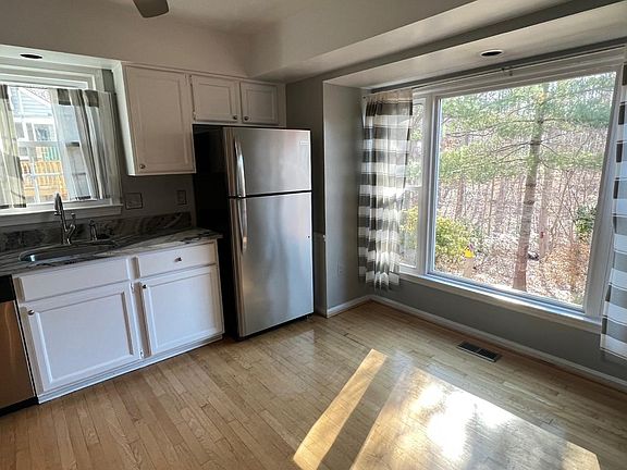 2nd image of 3117 Woods Cove Ln