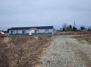 Apricot Rd, Grandview, WA 98930