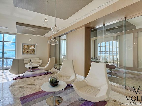3rd image of 808 Brickell Key Dr APT 1206