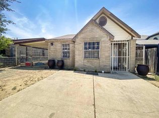 2812 Magnum Rd, Laredo, TX 78043