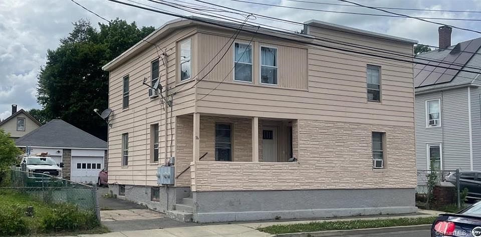 2nd image of 16 N Spring St