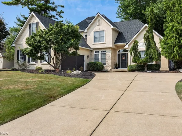 503 Heron Dr, Huron, OH 44839